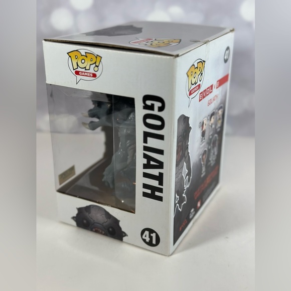 Pop Games 41 Evolve Goliath Glow in The Dark Vinyl Figure 6" Hot Topic Exclusive - Picture 3 of 3